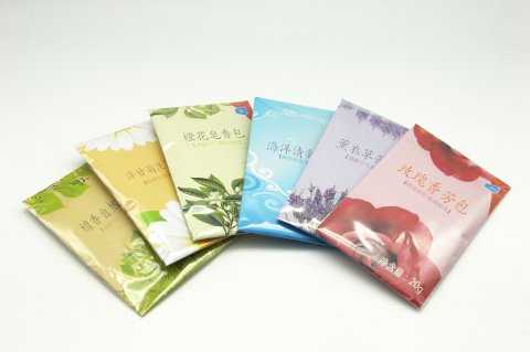 电子品牌包装设计和高端保健品包装设计的风格